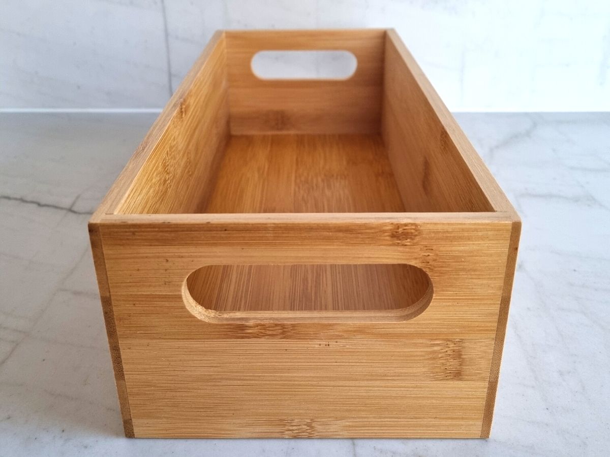 Aufbewahrungsbox Holz (groß, mit Eingriffen)